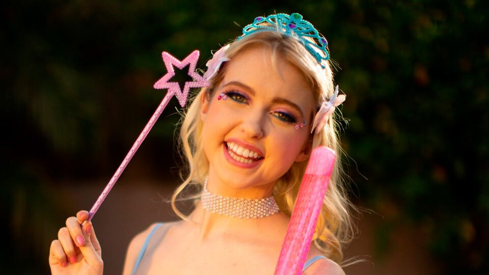 Mystery Chloe Cherry at cowgirl trailer Free Porn Videos | BestPornHubs.