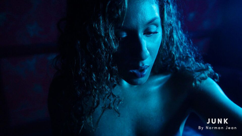 Hottie Liv Revamped's long hair movie Free Porn Videos | BestPornHubs.