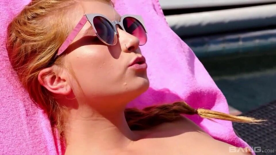Arya Faye's skinny smut by Baeb Free Porn Videos | BestPornHubs.