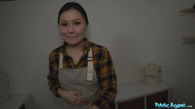 Brunette dirt with aristocratic Luna TrueLove from Public Agent