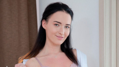 First Anal Date featuring Sasha Sparrow's big cock dirt
