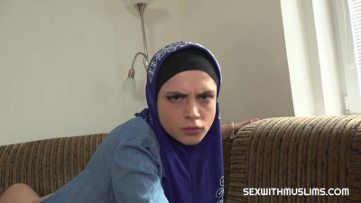 Sex With Muslims featuring Mia Trejsi's muslim action