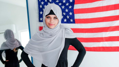 Destiny's hijab sex
