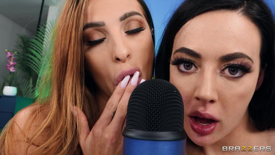 Flashy Whitney Wright at kissing video Free Porn Videos | BestPornHubs.