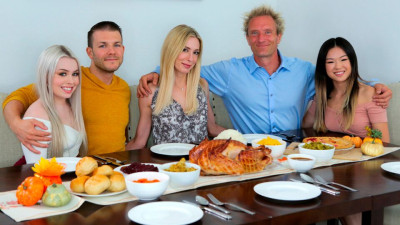 My Family Pies featuring Haley Spades and Lulu Chu's blowjob sex