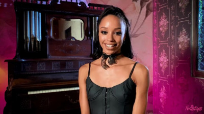 Watch beautiful Alexis Tae's xxx