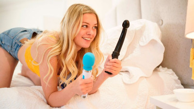 Teen Fidelity featuring Amber Moore's bedroom movie