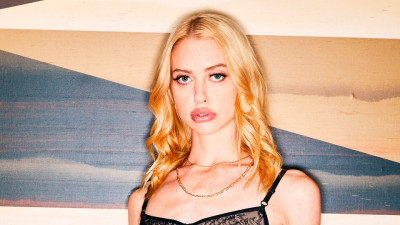 Blacked Raw featuring Chloe Cherry's blowjob action