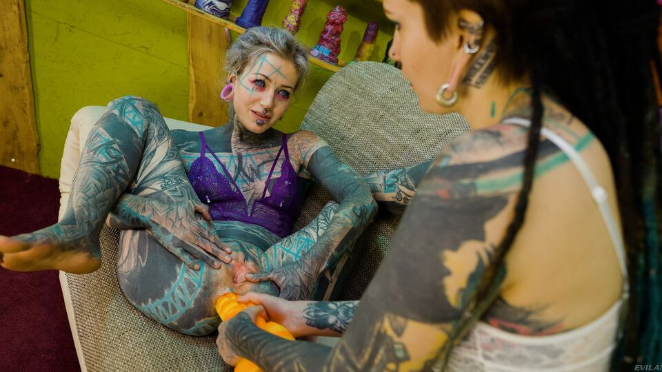 Doggystyle scene with enticing Anuskatzz and IlluZ from Evil Angel Films Free Porn Videos | BestPornHubs.