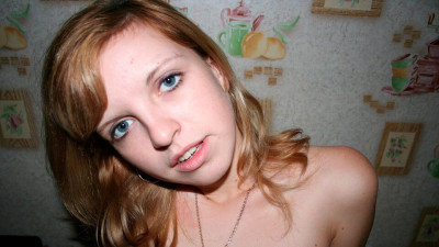 Watch lascivious Simona's xxx