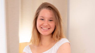 Watch pulchritudinous Amalia Davis's sex
