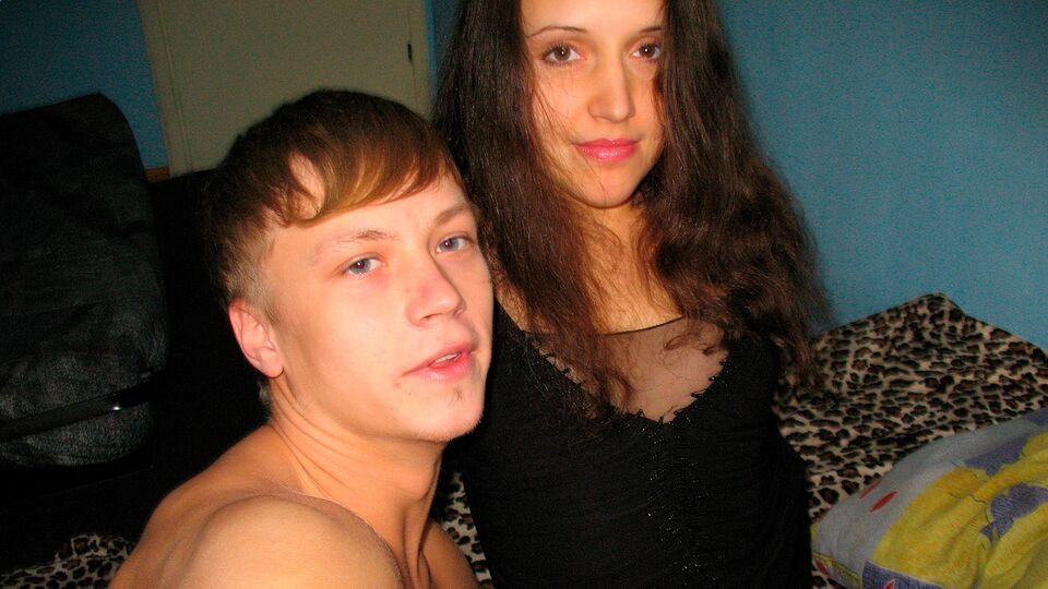 Vita's side fuck action Free Porn Videos | BestPornHubs.