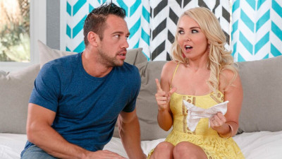 Aaliyah Love's amateur action by Neighbor Affair