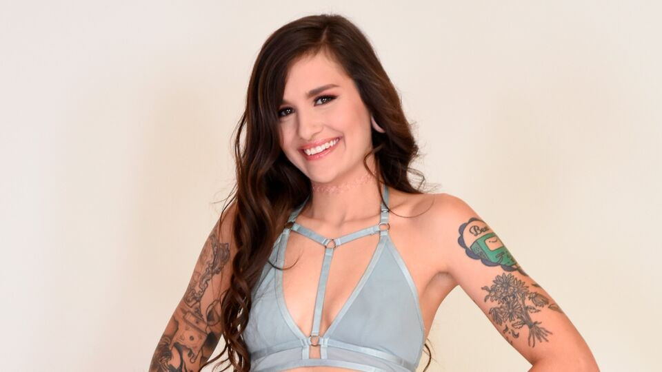 Watch attractive Luna Lovely's movie Free Porn Videos | BestPornHubs.