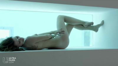 So hot Mia's long hair smut