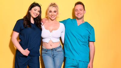 Kendra Sunderland and Alyx Star's blonde video by Dirty Masseur