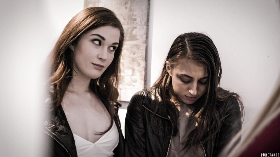 Cover-girl Gia and Evelyn's amateur xxx Free Porn Videos | BestPornHubs.