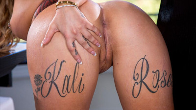 Fairytale Kali's cowgirl scene