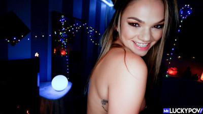 Well-formed Athena Faris - close up dirt - Mr Lucky POV