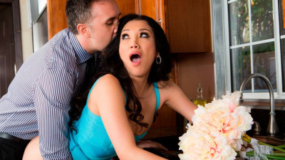 Femme fatale Vicki Chase's milf movie