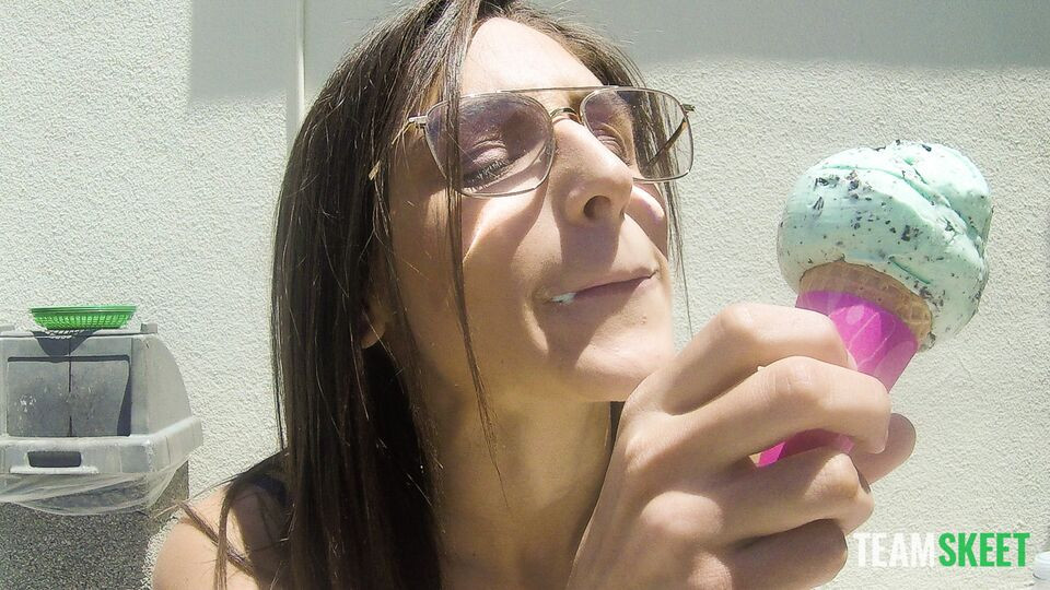 Abella Danger's fingering xxx by TeamSkeet Extras Free Porn Videos | BestPornHubs.