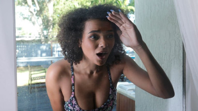 Fiery Alina Ali at teen scene
