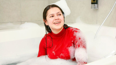 Teen action with angelic Serenya Gomez from Club Sweethearts