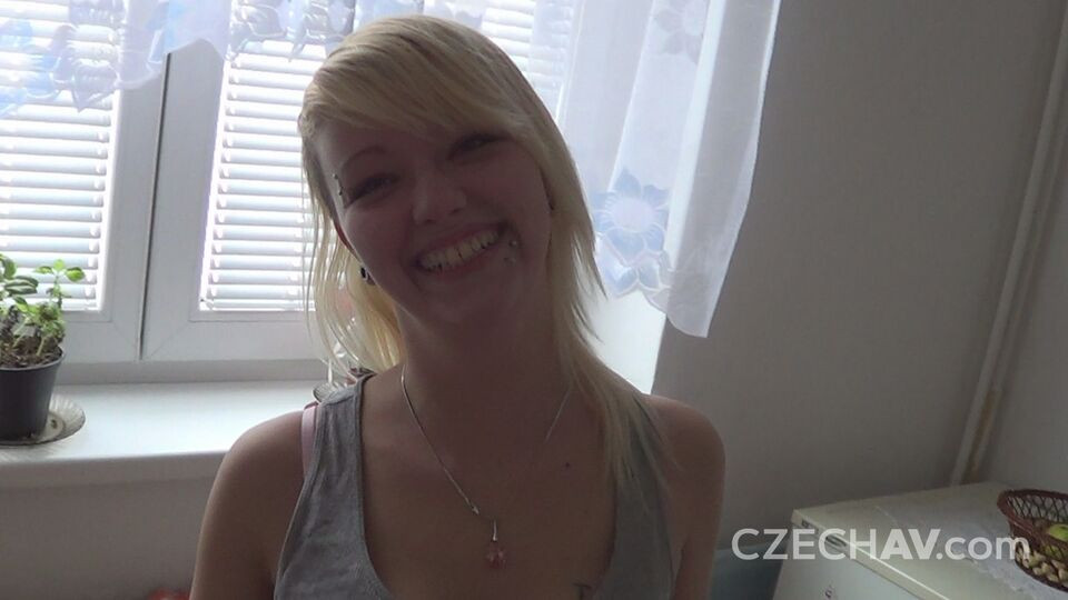 Flashy Noname - blonde porn - Czech Amateurs Free Porn Videos | BestPornHubs.