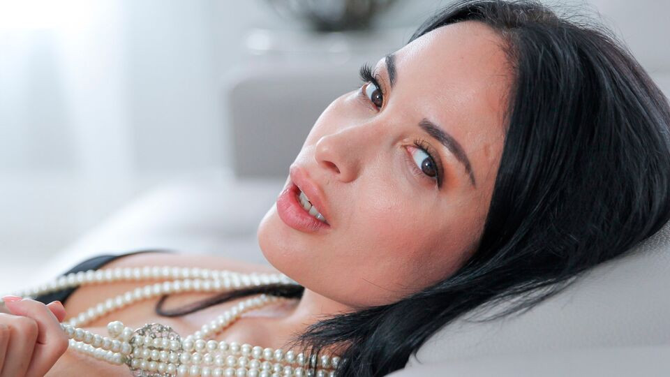 Lone MILF - stripping scene Free Porn Videos | BestPornHubs.