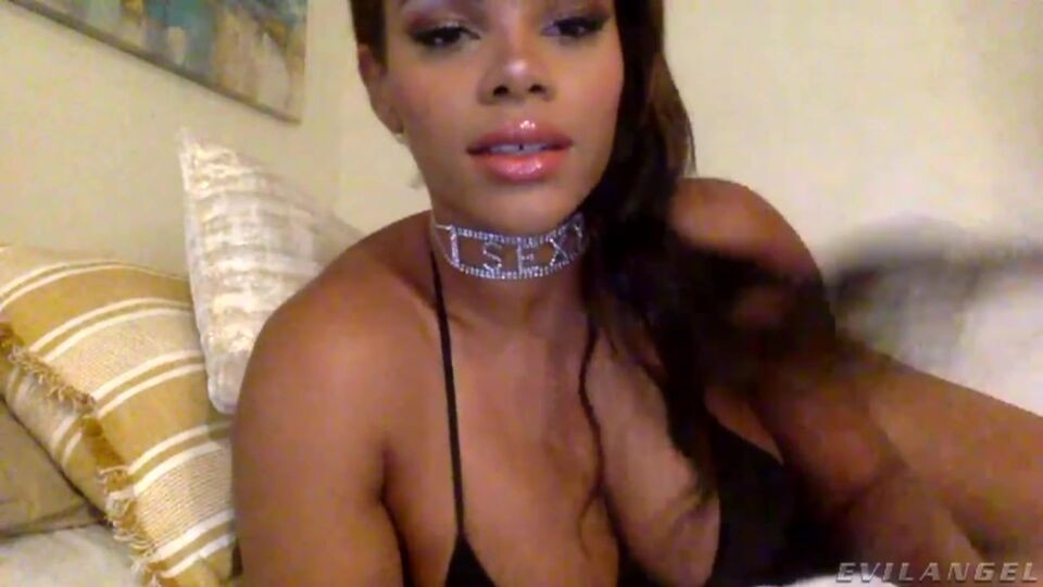 Elegant Halle's titplay sex Free Porn Videos | BestPornHubs.