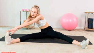 Chanel Shortcake's blonde sex by Fit18