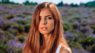Watch graceful Emelie Crystal's xxx