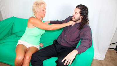 Horny Tracy Licks at photographer scene