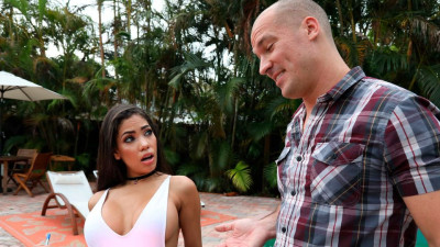 Mystery Shay Evans at close up video