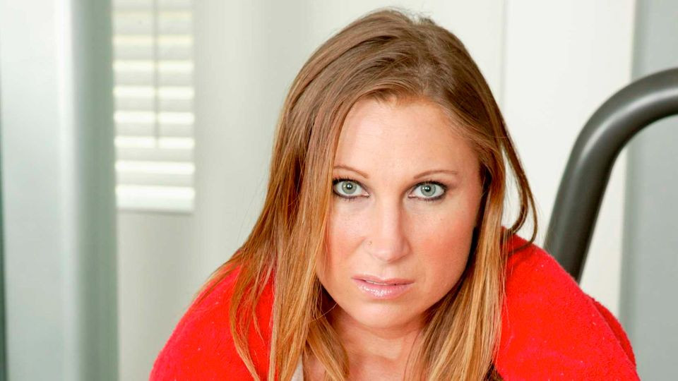 Devon Lee's legs on shoulders movie by Seduced By A Cougar Free Porn Videos | BestPornHubs.