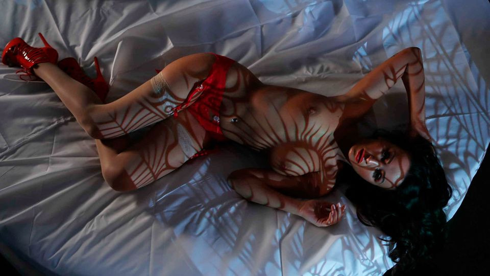 Brunette trailer with magical Alyssia Kent from Baby Got Boobs Free Porn Videos | BestPornHubs.
