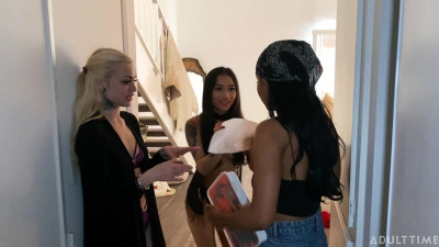 Kissing trailer with tough Alex Grey and Jenna Foxx from Model Time