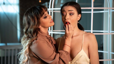 Cherie and Scarlett's pussy licking smut
