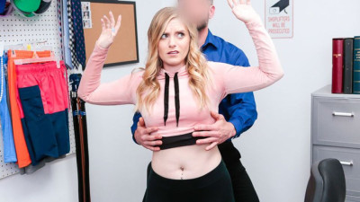 Small tits clip with fascinating Dresden from Shoplyfter