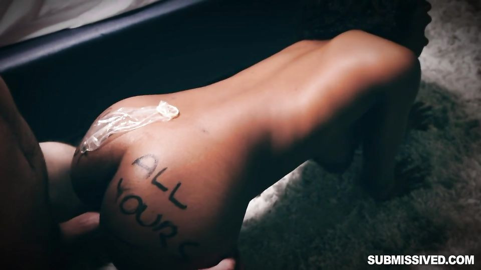 Stylish Lola's fetish sex Free Porn Videos | BestPornHubs.