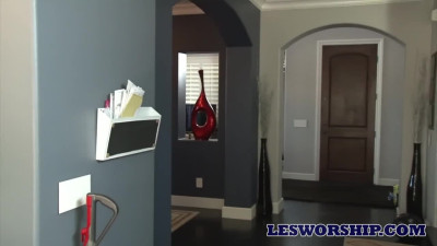 Nicky Ferrari and Evelyn Rosa's step-mom video by Les Worship