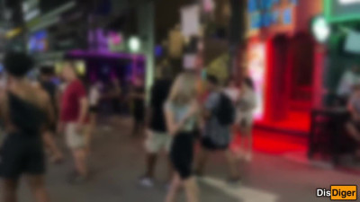 DisDiger's public movie by Verified Amateurs