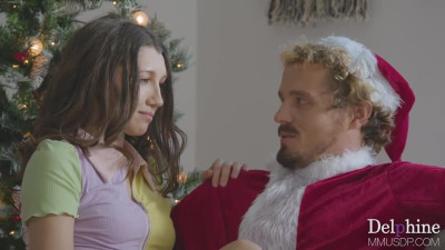 Watch elite Maya Woulfe's scene