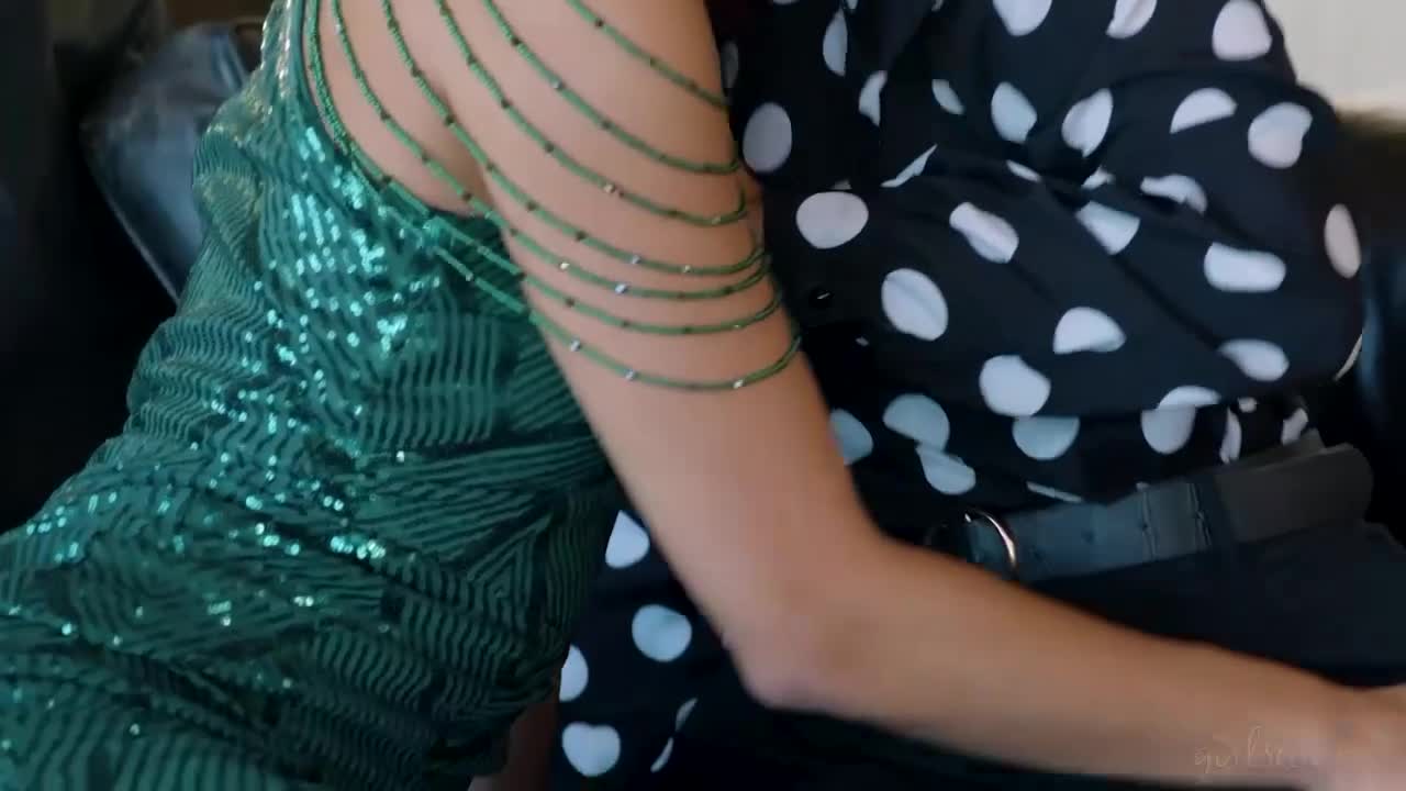 Vivid Alexis Tae and Penny Barber's young (18+) smut Free Porn Videos | BestPornHubs.