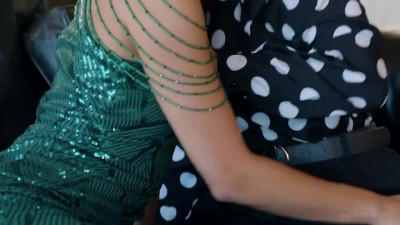Vivid Alexis Tae and Penny Barber's young (18+) smut