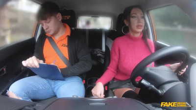 Fakehub featuring Laura Fiorentino's milf clip