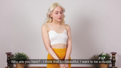 Cutesy hussy's solo female scene