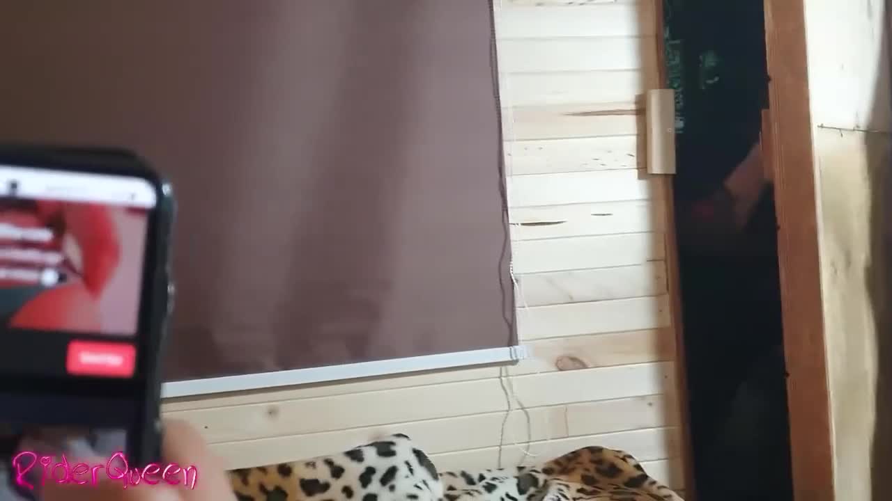 Sassy RiderQueenOk at outdoor trailer Free Porn Videos | BestPornHubs.