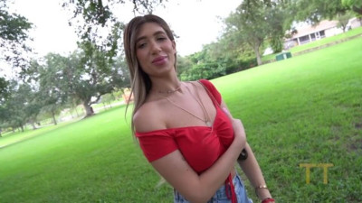 Perky Teddy Tarantino - babe scene - Verified Amateurs