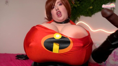 Elite Gwen Adora at exclusive dirt
